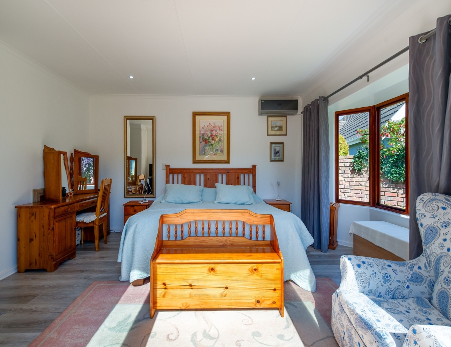 3 Bedroom Property for Sale in The Island Western Cape